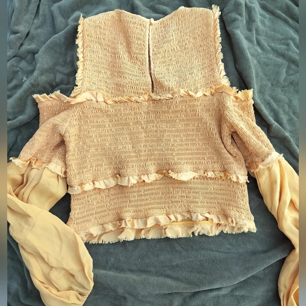 Cinq A Sept Pascal Golden Yellow Cold Shoulder Crop Blouse XS 100% Silk - Picture 6 of 8